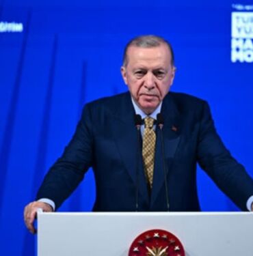 Erdoğan 'Atayacağımız 20 bin öğretmen ile eğitim ordumuzu güçlendireceğiz'