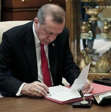 Erdoğan'dan gece yarısı atama ve görevden alma kararları!