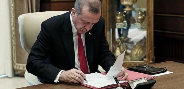 Erdoğan'dan gece yarısı atama ve görevden alma kararları!