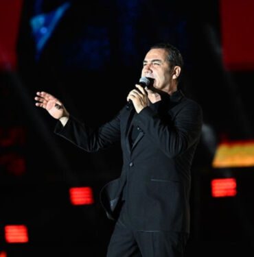 Ferhat Göçer Trabzon Kültür Yolu Festivali'nde konser verdi