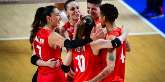 Filenin Sultanları, Dominik Cumhuriyeti’ni rahat geçti!