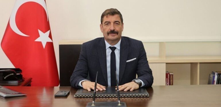 Gözaltına alınmıştı! CHP'li Belediye Başkanı Dönmez adliyeye sevk edildi