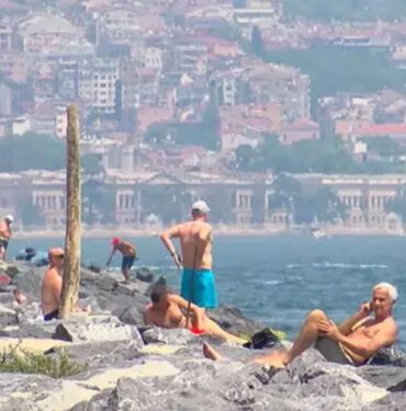 İstanbul'da sıcaktan bunalanlar o sahile akın etti