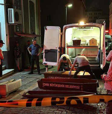 İzmir'de korkunç olay İki çocuk otel odasında ölü bulundu