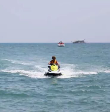 Jet ski'de ehliyet aranmıyor, can yeleksiz ve yüzme bilmeyenlere yasak