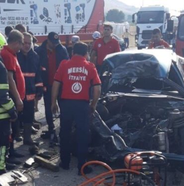Mersin’de zincirleme kaza 2 ölü, 35 yaralı