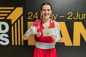 Milli boksör Esra Yıldız Kahraman, olimpiyatlara kota aldı!