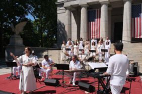 New York Atatürk Korosu Harlem'de konser verdi