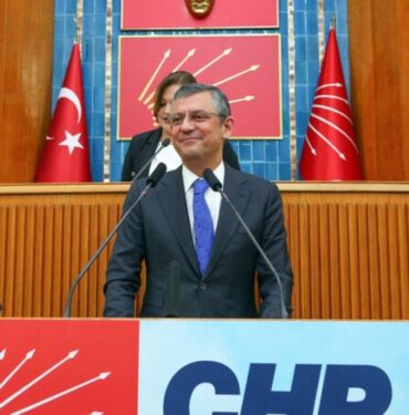 Özgür Özel 'CHP'li belediyeye kayyım atanmış gibi tepki veriyoruz'