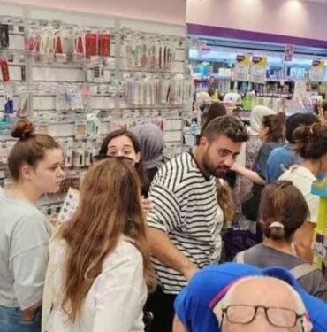 Rekor indirimde izdiham yaşandı