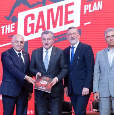 Türkiye Futbolu 2024-2028 Stratejik Planı'nın lansman toplantısı yapıldı!