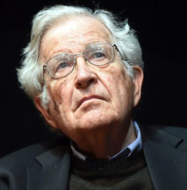 Ünlü dilbilimci ve düşünür Chomsky'den üzen haber