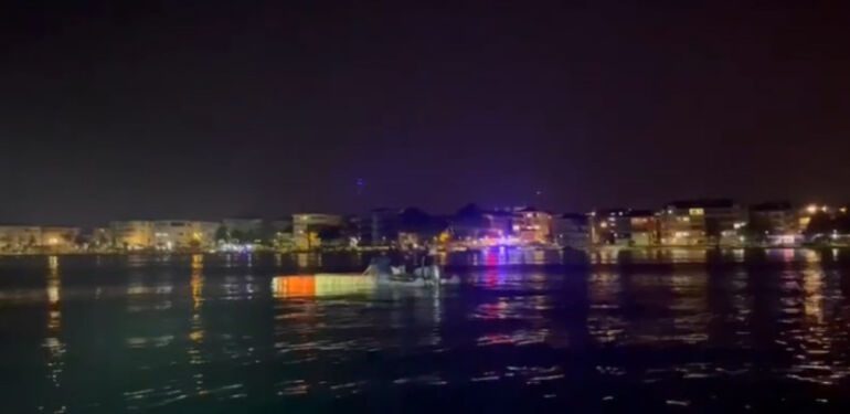 Yalova'da 4 kişi dubanın üzerinde uyuyakalıp sürüklendi