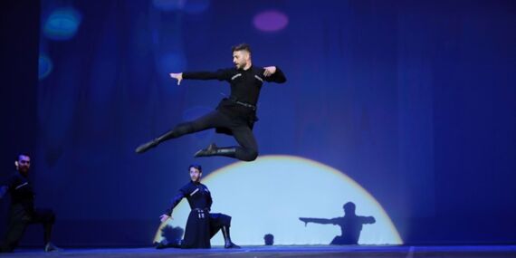 Dansta Kafkas göçü ayrıntısı