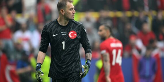 Mert Günok’tan A Milli Takım’a veda kararı: ‘Benim için büyük bir gururdu’
