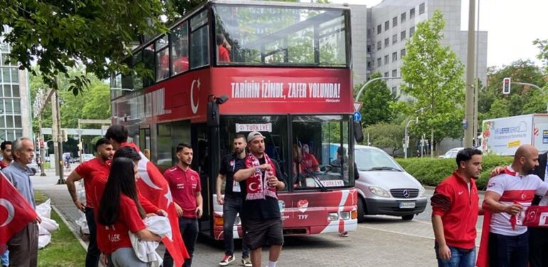 milli taraftar1