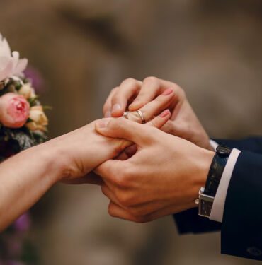 2 bin kişi cevapladı! Tekrar dünyaya gelsen eşinle evlenir miydin