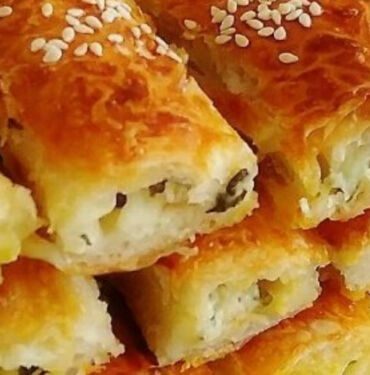 5 çayına 15 dakikada hazır çıtır börek tarifi!