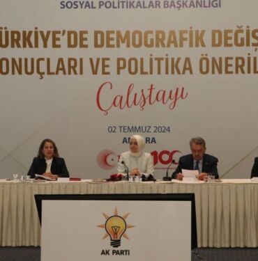 AK Parti'li Kaya En düşük doğurganlık oranıyla karşı karşıyayız