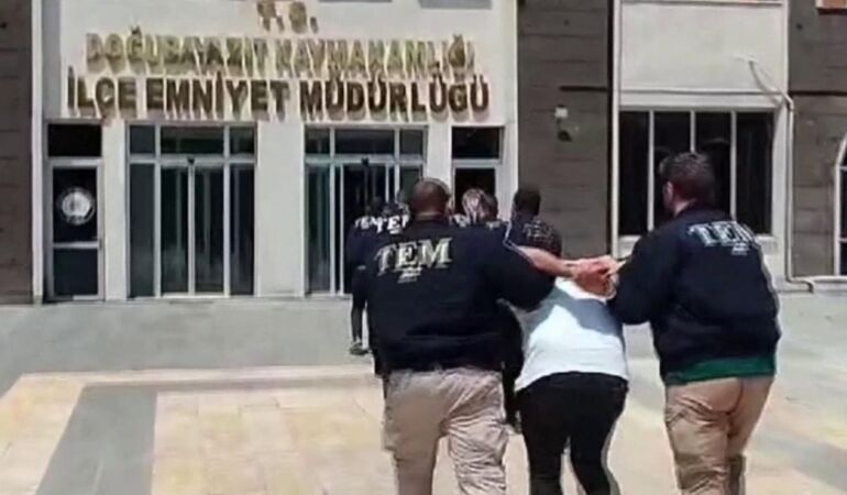 Ağrı'da düğünde terör propagandasına 5 gözaltı