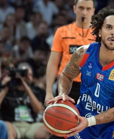 Anadolu Efes, yeni sezon kadrosunu duyurdu!