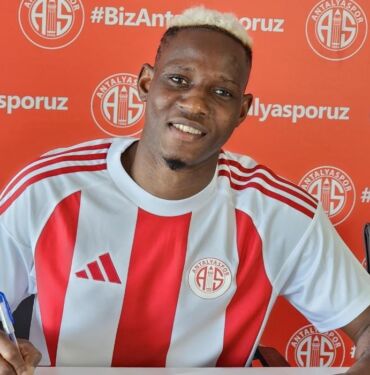Antalyaspor, Standart Liege'den Djenepo'yu kiraladı!