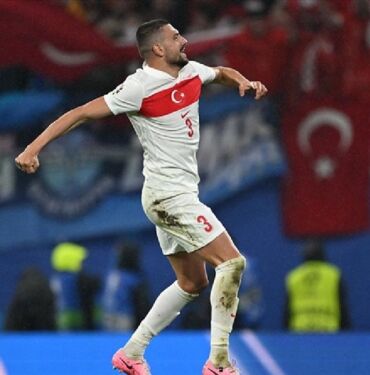 Avusturya maçındaki bozkurt hareketi nedeniyle milli futbolcu Melih Demiral'a 2 maç ceza verildi