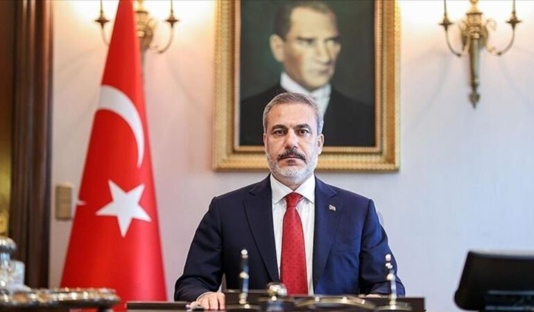 Bakan Fidan Laos'a gidecek
