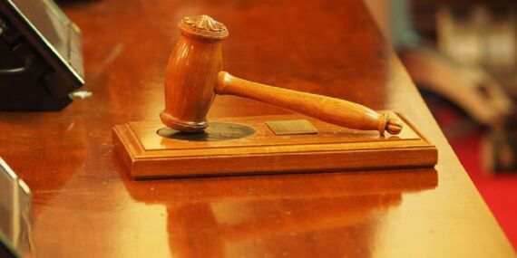 Başörtülü Öğrenciyi Staja Almayan Okul Yetkilisine 3 Yıl Hapis Cezası!