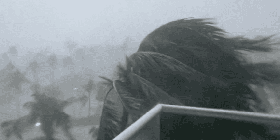 Beryl Kasırgası Karayipleri vurdu