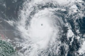 Beryl Kasırgası’nın şiddeti uydu görüntülerine yansıdı