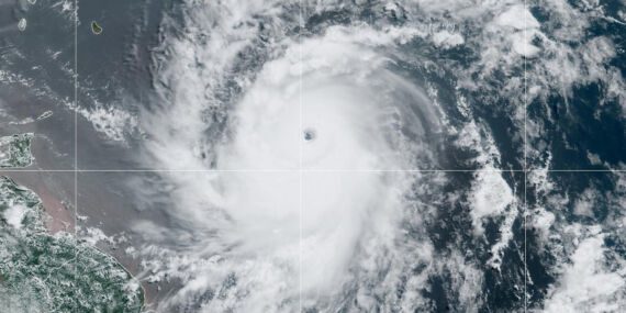 Beryl Kasırgası’nın şiddeti uydu görüntülerine yansıdı