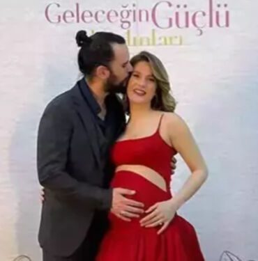 Burcu Biricik anne oldu İşte kızına verdiği isim...