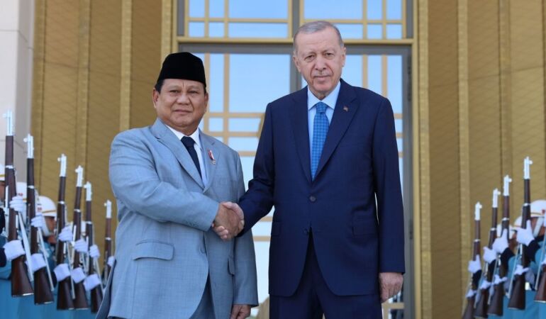 Cumhurbaşkanı Erdoğan, Endonezya Cumhurbaşkanı Subianto ile görüştü