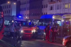 Dengesini kaybederek raylara düşmüştü... Tramvayın altında kalan kişi hayatını kaybetti