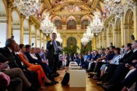 Ekrem İmamoğlu Ekonomik Geçiş İçin Belediye Başkanları Zirvesi'nde konuştu