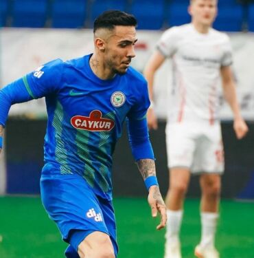 Emirhan Topçu