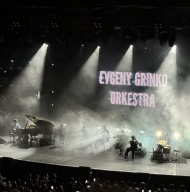 Evgeny Grinko, Harbiye'de konser verdi