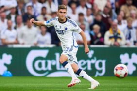 Galatasaray ile adı anılan Elias Jelert kimdir Elias Jelert kaç yaşında ve hangi takımlarda oynadı