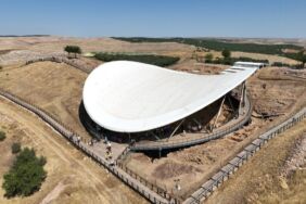 Göbeklitepe'yi dünyaya tanıtan Prof. Dr. Schmidt anısına pedal çevirdiler