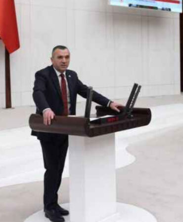 İYİ Parti'li Yavuz Aydın 'Vatandaş köprüden geçse de ödüyor geçmese de'