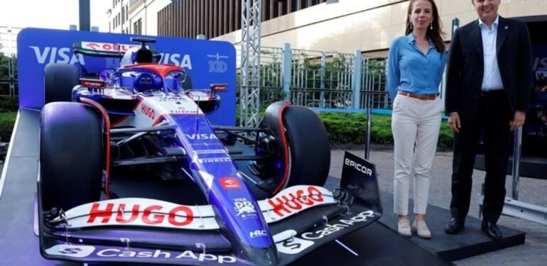 İş Bankası’ndan Visa Cash App RB Formula One takımının isim sponsoru Visa ile iş birliği