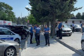 İstanbul Bağcılar'da dehşet_ Tartıştığı cami imamını okla vurdu!