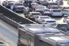 İstanbul'da E-5 karayolunda zincirleme kaza Çok sayıda yaralı!