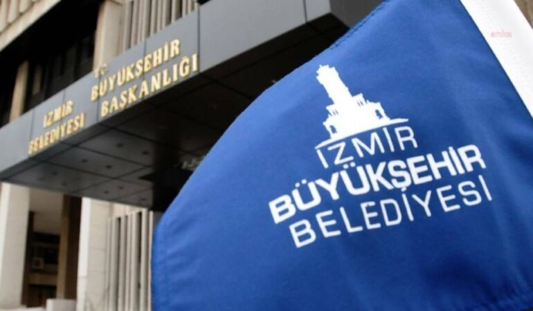 İzmir Büyükşehir Belediyesi'nde memurların bir kısmı iş bıraktı!
