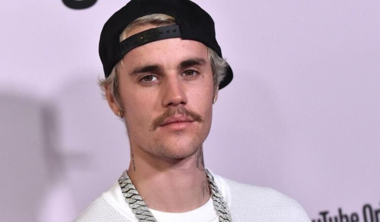 Justin Bieber, düğünde oynayan Osmaniyeli çocuğu paylaştı