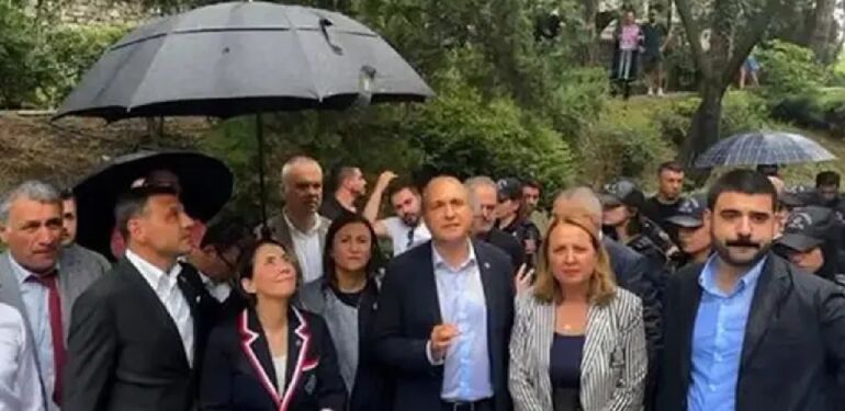 Kapıda kaldılar! Rektör istedi, Boğaziçi Üniversitesi'ne CHP’li vekiller alınmadı