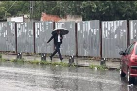 Kartal'da sağanak etkili oldu Yurttaşlar zor anlar yaşadı