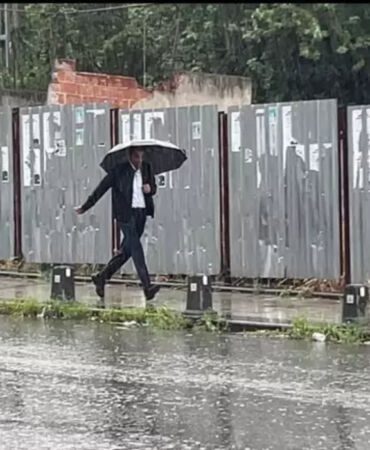 Kartal'da sağanak etkili oldu Yurttaşlar zor anlar yaşadı