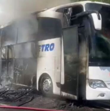 Kastamonu'da yolcu otobüsü yandı